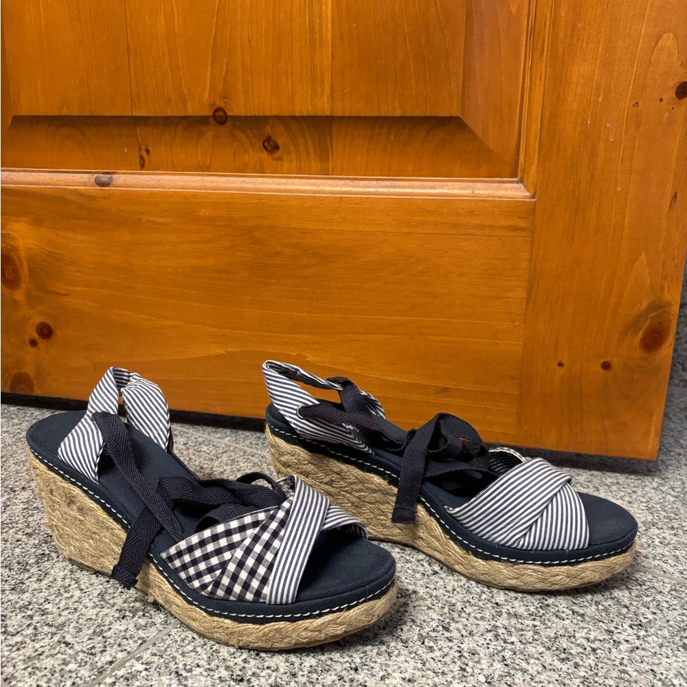 UNIONBAY Black and White Wedge Shoes
